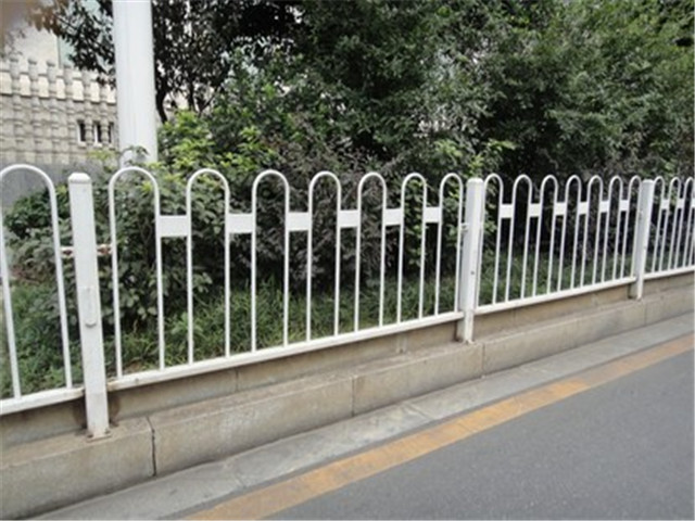 湖北鋅鋼道路護欄圖片2
